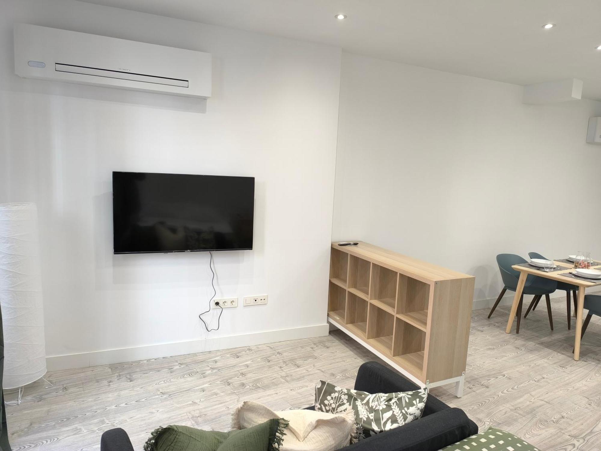 Insidehome Ciudad Del Cine Valladolid Extérieur photo